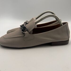 Donald Pilner Bethany Soft Light Gray Pebbled Leather Chain Loafers Woman’s 10